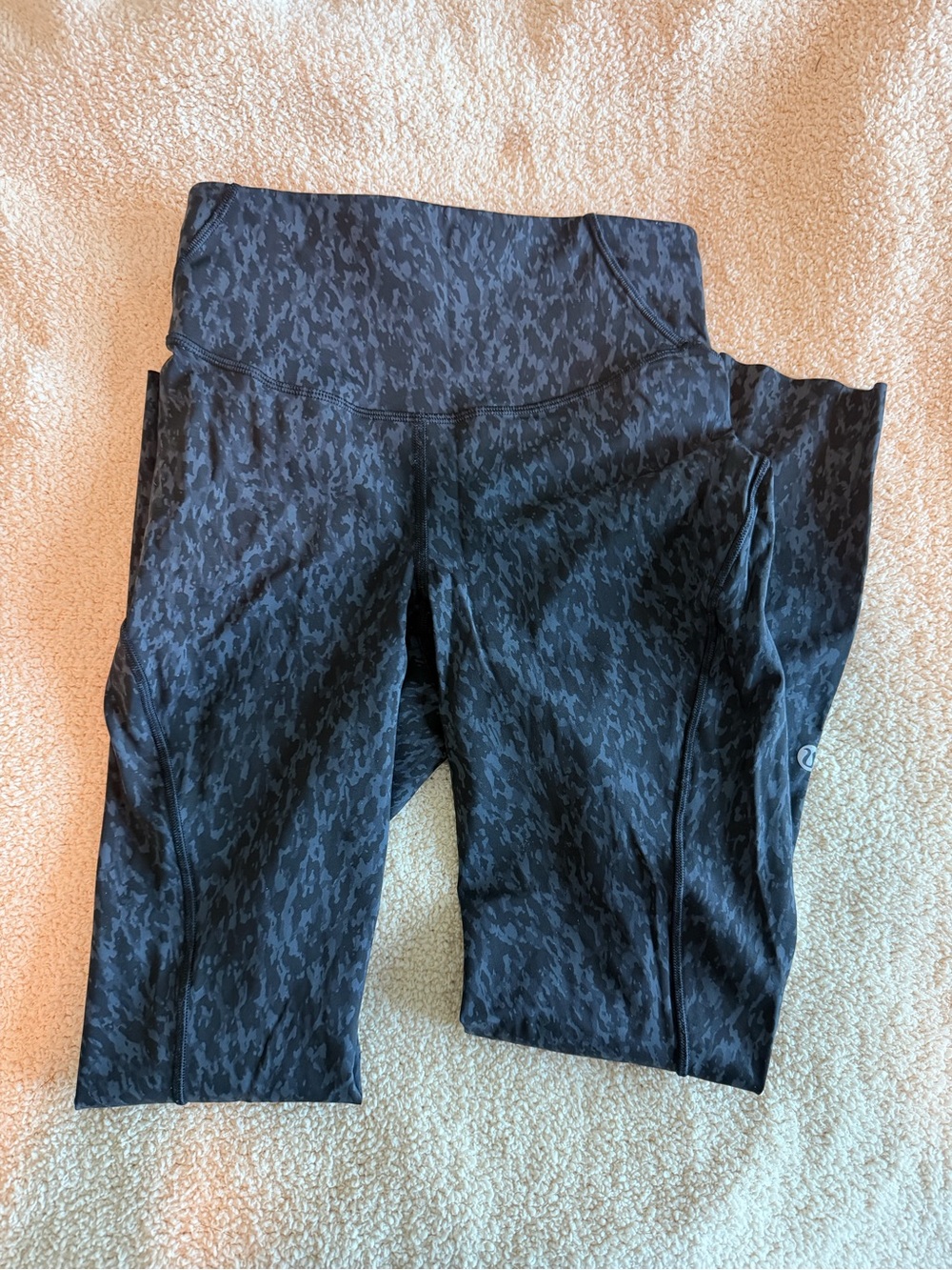 Lululemon Pattered Leggings size 4